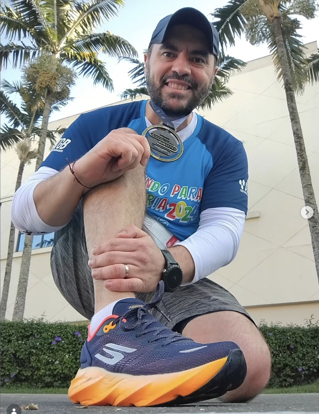 Daniel com medalha